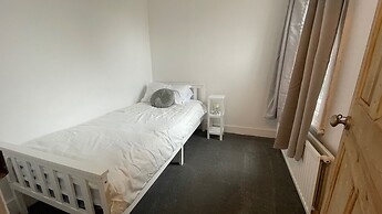 Windsor Blissful Retreat