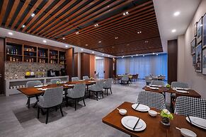 UrCove By Hyatt Yangzhou Dongguan Street