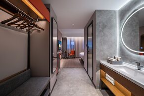 UrCove By Hyatt Yangzhou Dongguan Street