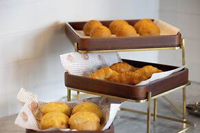 UrCove by HYATT Wuhan Jiefang Riverside