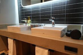 Premium Apart MONday GINZA EAST