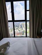 Trion KL Residence by Sleepy Owl Suites