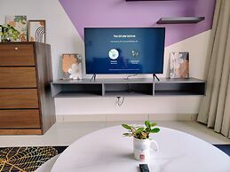 Trion KL Residence by Sleepy Owl Suites