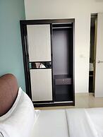 Trion KL Residence by Sleepy Owl Suites
