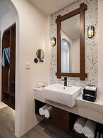 Lasong Hotel & Villas Sam Son By The Unlimited Collection