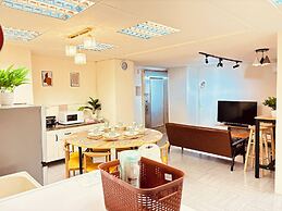 Yourcity Warm Nest - Taipei 101 and Big Dome Large Space & Sleeps 12 p