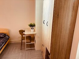 Yourcity Warm Nest - Taipei 101 and Big Dome Large Space & Sleeps 12 p