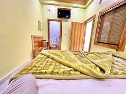 shree Ghanshyam palace