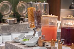 UrCove Xi'an Hi-Tech CROSS Wanxianghui