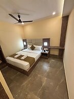 Hotel Crystal Castle