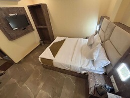 Hotel Crystal Castle