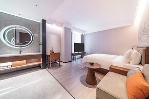 UrCove by Hyatt Lanzhou Xiguan Cross