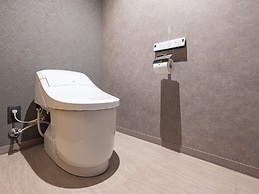 LACER OKINAWA NAHA TOMARIPORT