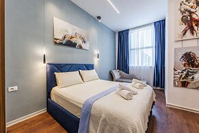 Marina Luxury Apartment