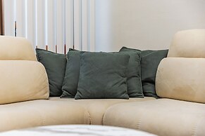 Marina Luxury Apartment