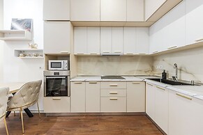 Marina Luxury Apartment