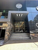 Urban Elephant The Rose