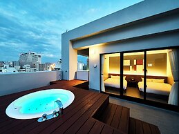 LACER OKINAWA NAHA MIEBASHI