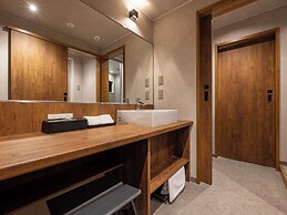 LACER OKINAWA NAHA MIEBASHI