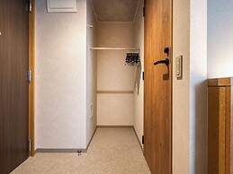 LACER OKINAWA NAHA MIEBASHI