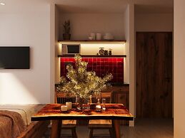 UNIQUE Creative - Grand Residence - Rooftop Pool