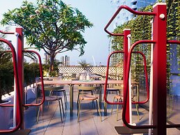 UNIQUE Creative - Grand Residence - Rooftop Pool