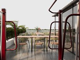 UNIQUE Creative - Grand Residence - Rooftop Pool