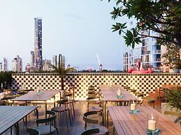 UNIQUE Creative - Grand Residence - Rooftop Pool