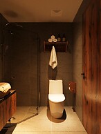 UNIQUE Creative - Grand Residence - Rooftop Pool