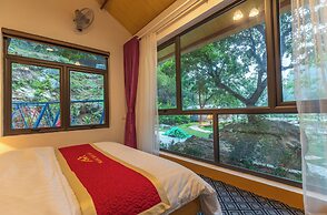 Hoang Minh Mountainside Villa