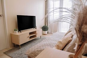 K2 Nordic-inspired Cozy Space