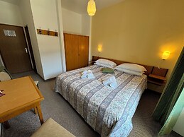 Garden Hotel Bellariva