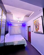 El- Rey Luxury Apartment