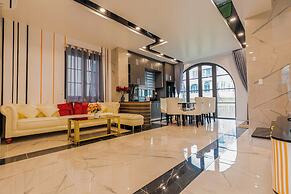 Luxury 3 br La Fleur Villa-Novaworld PT