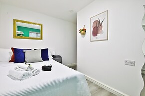 2 Bed Apartment Near Cardiff Bay