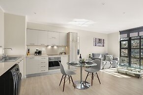 Easy Stay -The Galleries