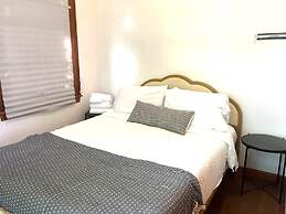 Walk to Downtown Scene