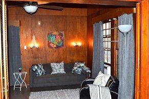 Walk to Downtown Scene