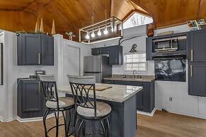 Whiskey Bay Hideaway Your Riverside Escape