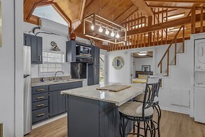 Whiskey Bay Hideaway Your Riverside Escape