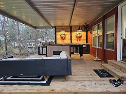 Whiskey Bay Hideaway Your Riverside Escape