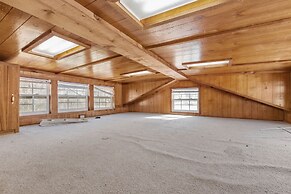 Whiskey Bay Hideaway Your Riverside Escape