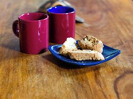 WINE HOUSE- SALUTATI 78