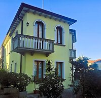 Marconi Lodge