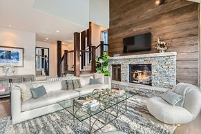 311 Ontario Mountain Majesty 5 Bedroom Home