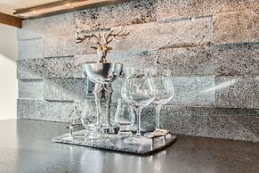 311 Ontario Mountain Majesty 5 Bedroom Home