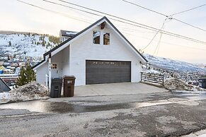 311 Ontario Mountain Majesty 5 Bedroom Home