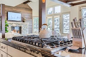 311 Ontario Mountain Majesty 5 Bedroom Home