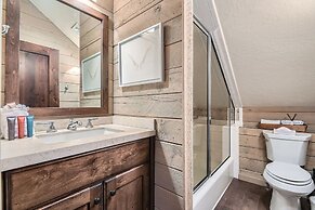 311 Ontario Mountain Majesty 5 Bedroom Home