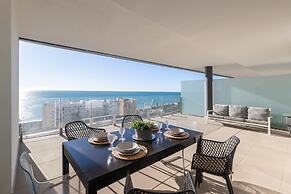 Bego a Sea View in Fuengirola